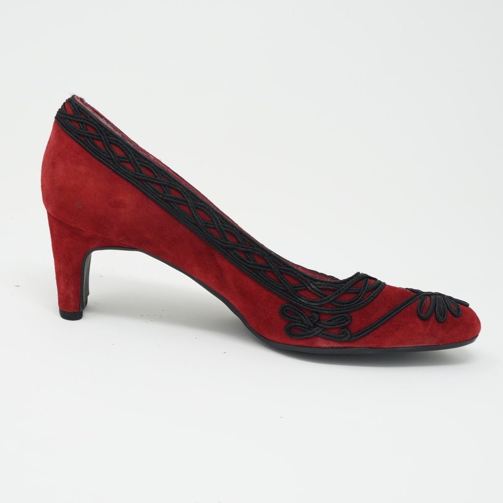Italian Suede Pumps - Picture 4 of 8